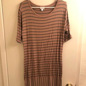 🙌🏼Grey and Tan Striped Julia, LuLaRoe, XL🙌🏼